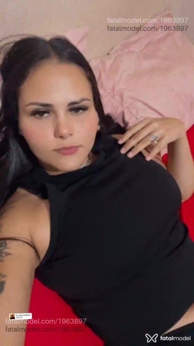 Acompanhante mulher morena (o) de olhos castanhos em Pontes e Lacerda - Silvania