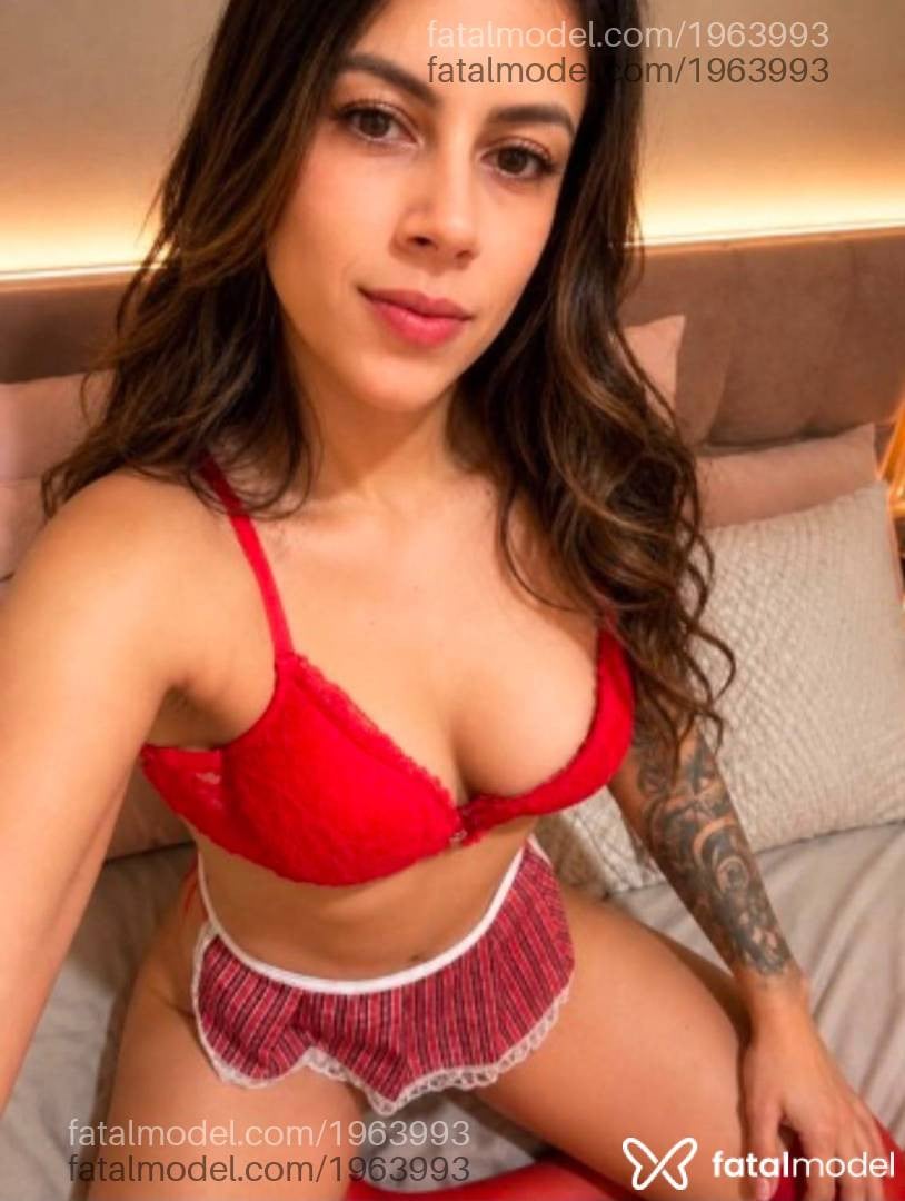Acompanhante mulher morena (o) de olhos castanhos - Mel