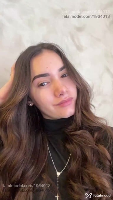 Acompanhante mulher morena (o) de olhos castanhos em São Paulo Acompanhante mulher morena (o) de olhos castanhos em São Paulo - Julia