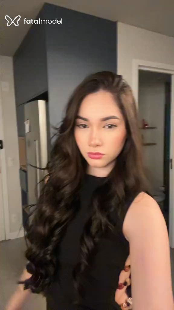 Acompanhante mulher morena (o) de olhos castanhos - Julia