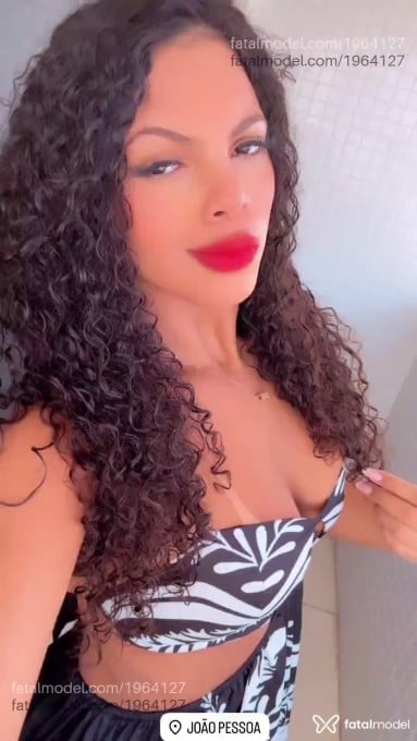 Acompanhante mulher morena (o) de olhos castanhos em Recife - Sarah Castro