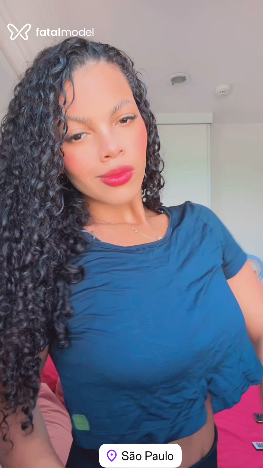 Acompanhante mulher morena (o) de olhos castanhos em São Paulo Acompanhante mulher morena (o) de olhos castanhos em São Paulo - Sarah Castro