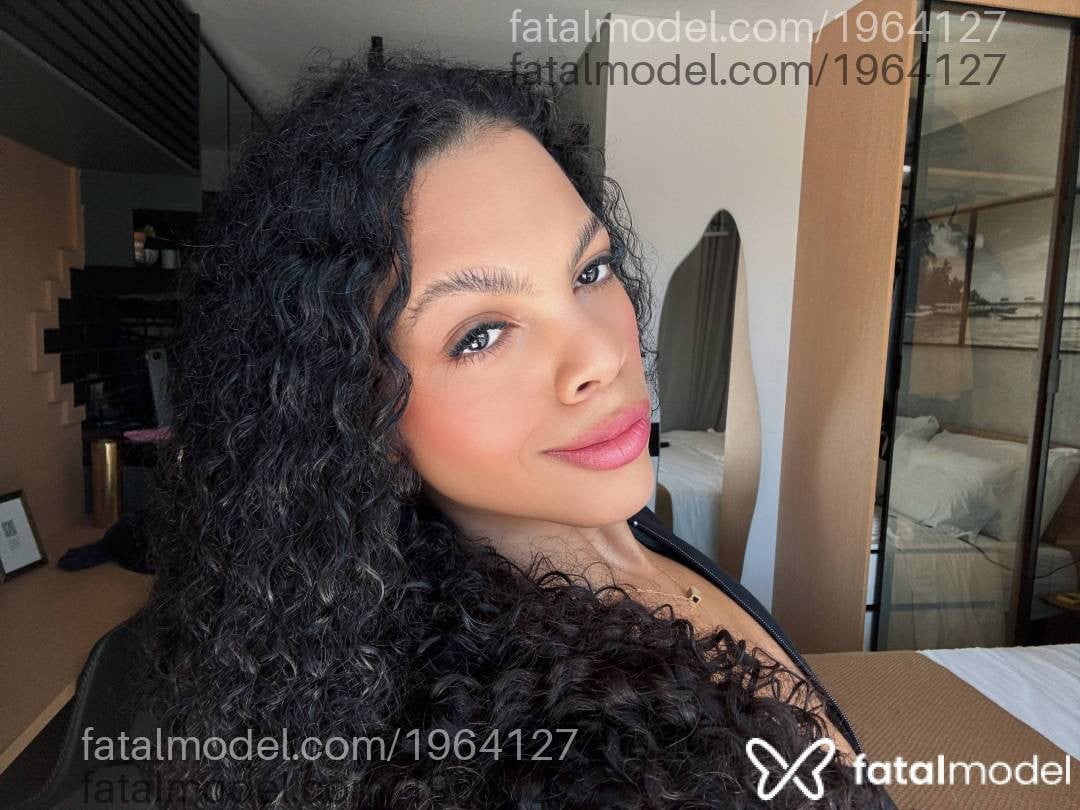 Acompanhante mulher morena (o) de olhos castanhos em São Paulo - Sarah Castro
