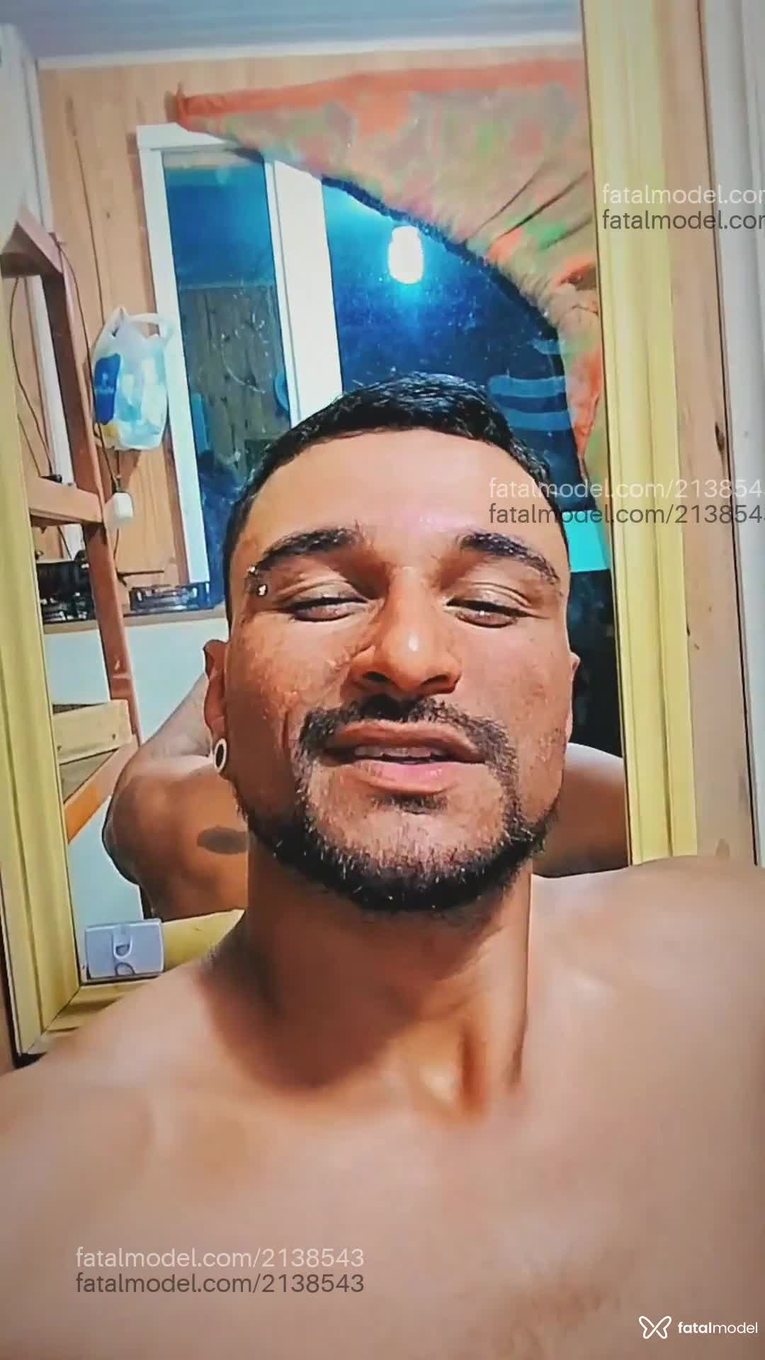 Acompanhante homem morena (o) de olhos castanhos em Capão da Canoa Acompanhante homem morena (o) de olhos castanhos em Capão da Canoa - Fernando Silva