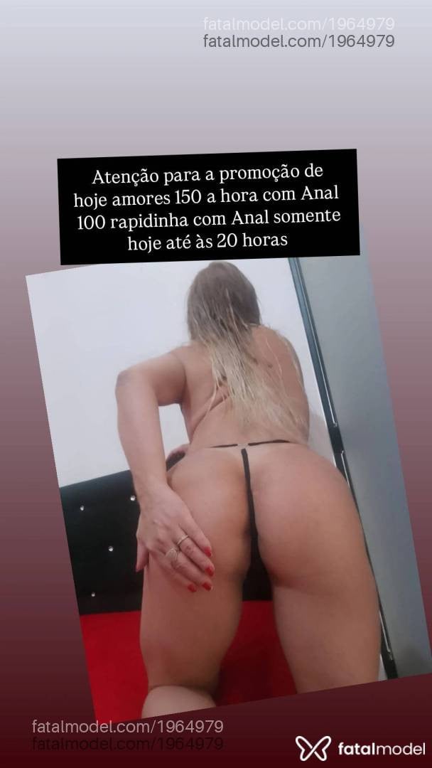 Acompanhante mulher loira (o) de olhos castanhos - Fernanda