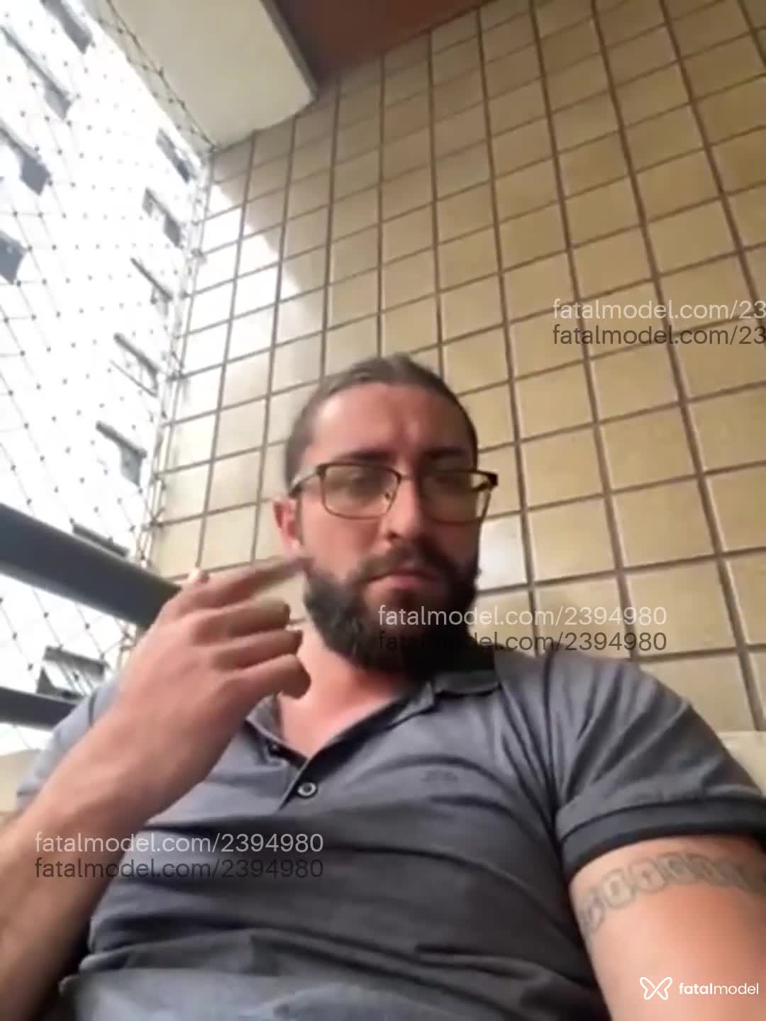 Acompanhante homem com cabelo castanho de olhos mel em São Paulo - Marcos Labrador