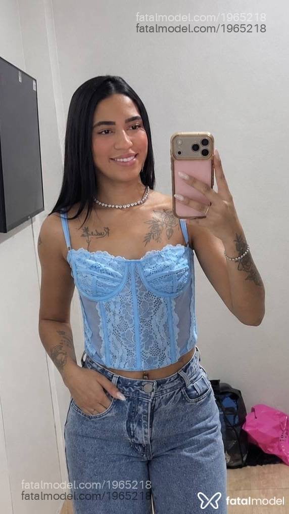 Acompanhante mulher morena (o) de olhos pretos - Paty Lima