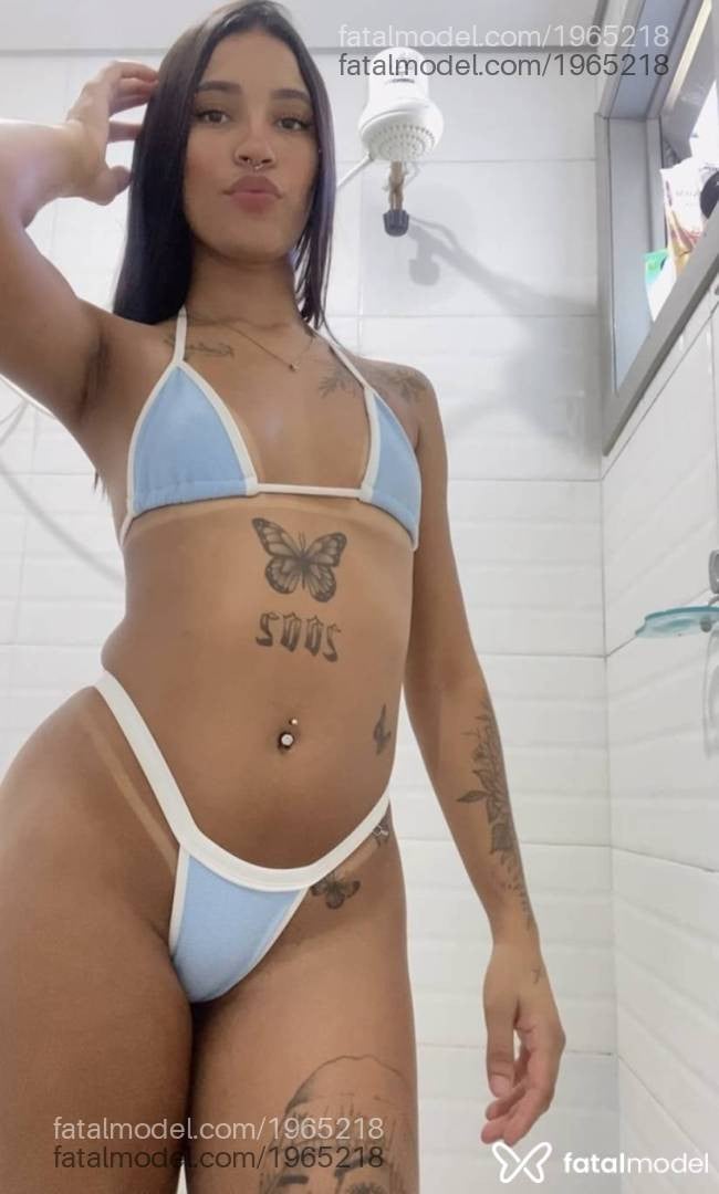 Acompanhante mulher morena (o) de olhos pretos - Paty Lima