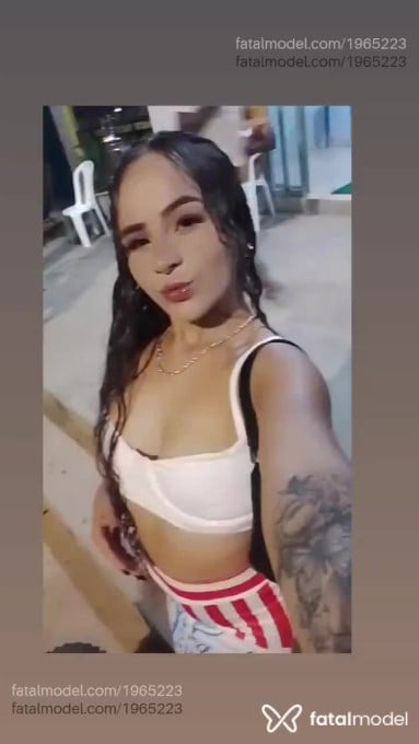 Acompanhante mulher com cabelo castanho de olhos castanhos em Ourilândia do Norte - Kaylane