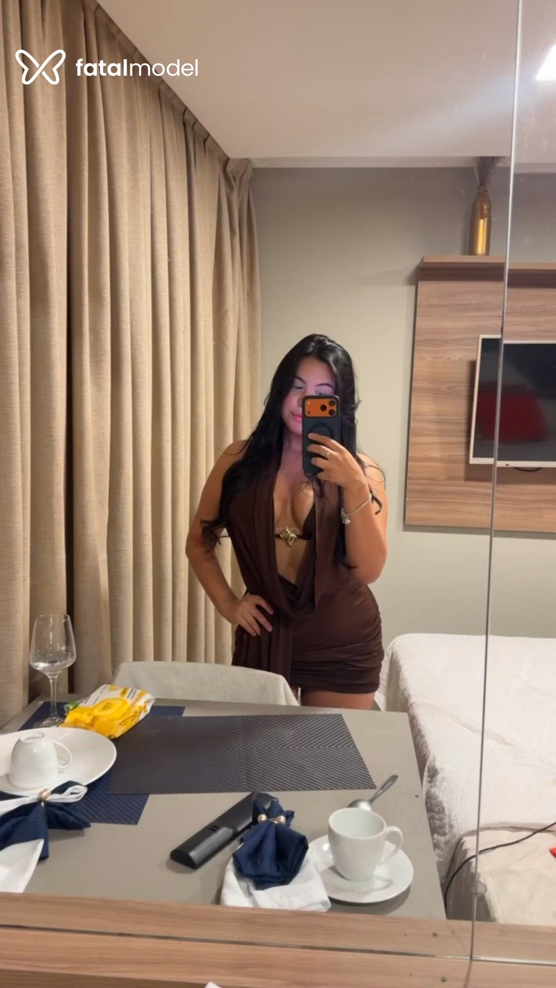 Acompanhante mulher morena (o) de olhos castanhos em Recife - Vitoria Castro