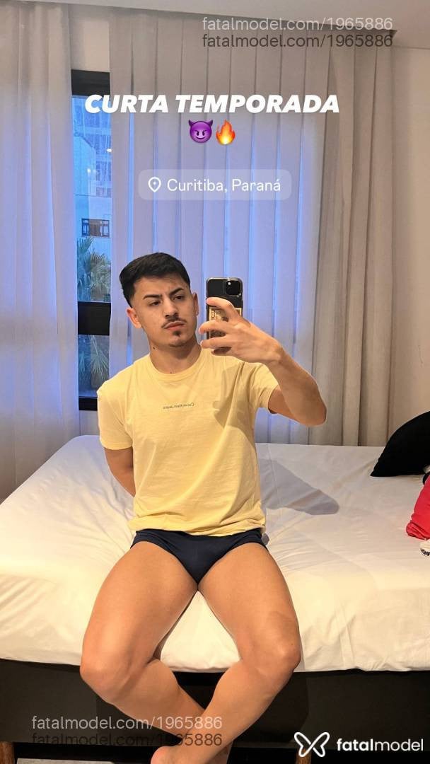 Acompanhante homem morena (o) de olhos cinza - Lucas