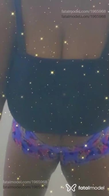 Acompanhante mulher morena (o) de olhos castanhos em Belo Horizonte - AMORA MOHRENA