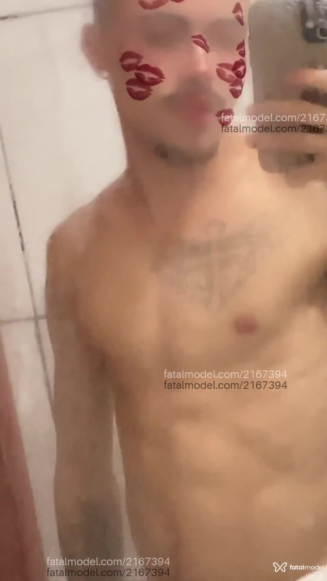 Acompanhante homem com cabelo castanho de olhos castanhos em Curitiba - João Lucas