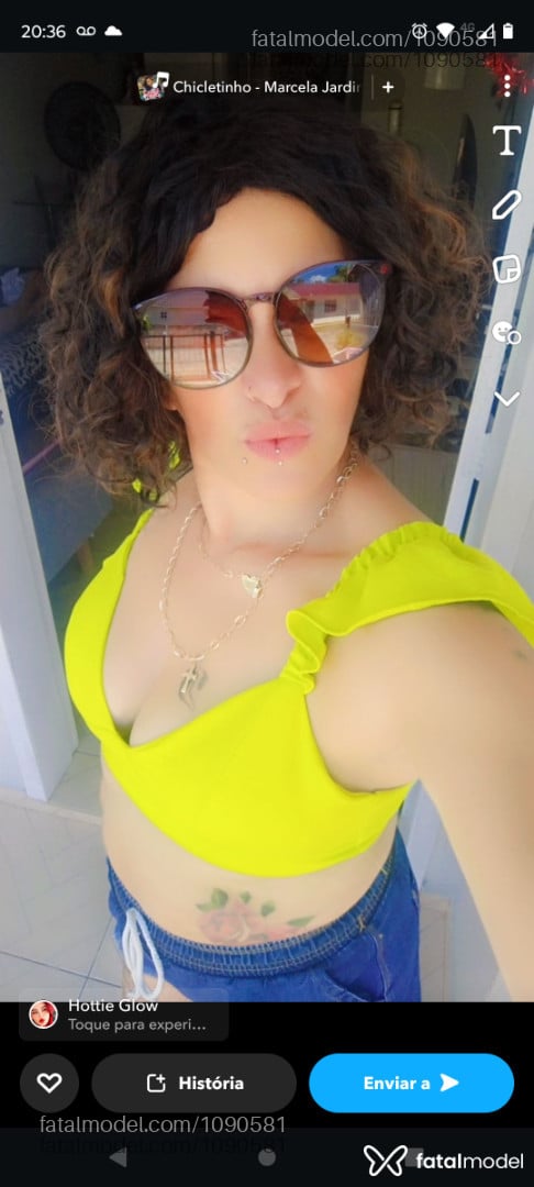 Acompanhante mulher loira (o) de olhos castanhos em Lajeado Acompanhante mulher loira (o) de olhos castanhos em Lajeado - Baiana