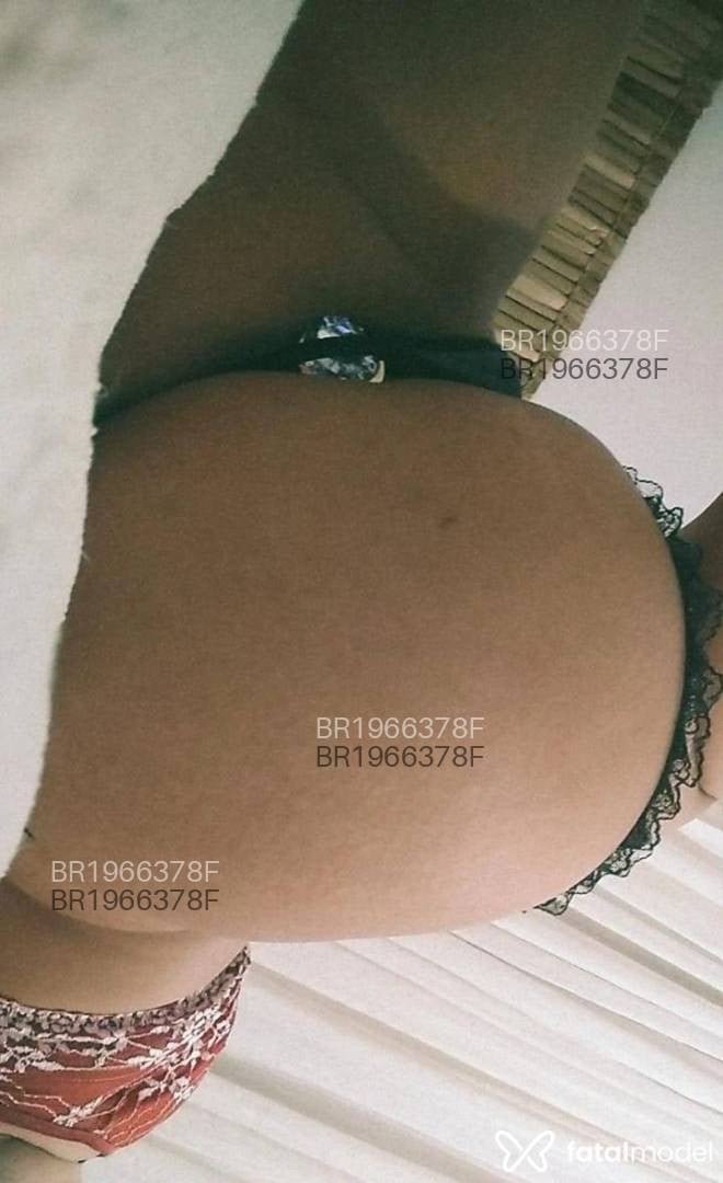 Acompanhante mulher morena (o) de olhos castanhos em São Paulo Acompanhante mulher morena (o) de olhos castanhos em São Paulo - Pérola