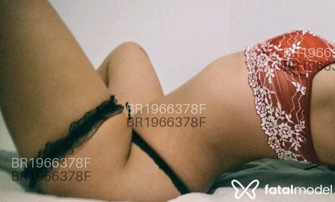 Acompanhante mulher morena (o) de olhos castanhos em São Paulo Acompanhante mulher morena (o) de olhos castanhos em São Paulo - Pérola