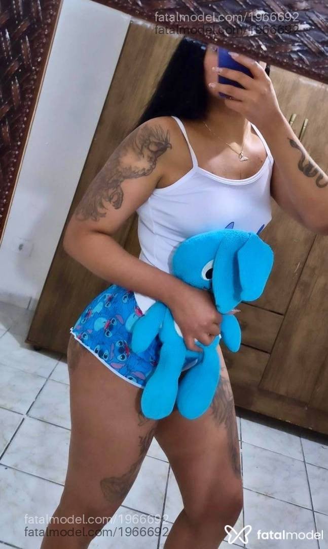 Acompanhante mulher morena (o) de olhos pretos - Vitoria Santos