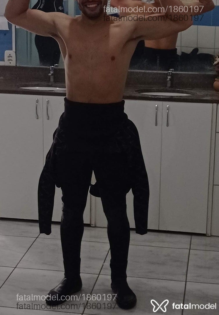 Acompanhante homem com cabelo castanho de olhos castanhos em Ibirubá Acompanhante homem com cabelo castanho de olhos castanhos em Ibirubá - Rodrigo Rodríguez