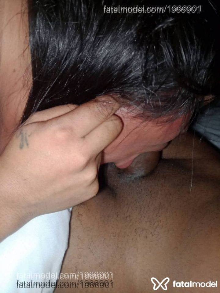 Acompanhante mulher trans com cabelo castanho de olhos pretos - Jullya Souzza