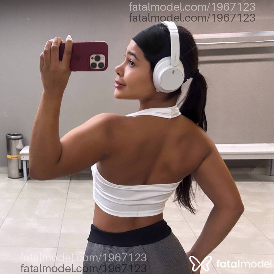 Acompanhante mulher morena (o) de olhos castanhos em Belo Horizonte - Selena