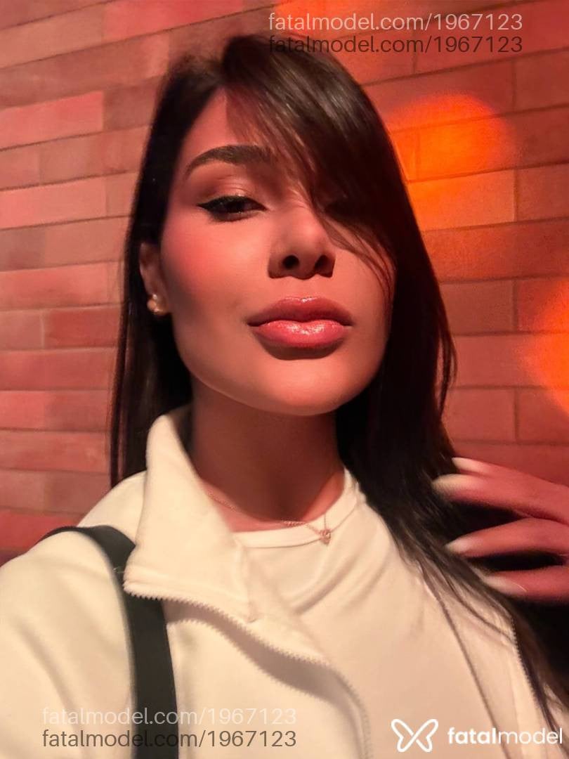 Acompanhante mulher morena (o) de olhos castanhos em Belo Horizonte - Selena