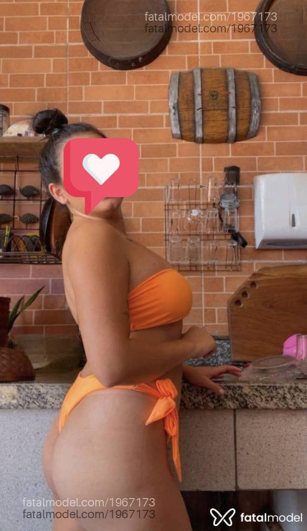 Acompanhante mulher com cabelo castanho de olhos castanhos em Peixoto de Azevedo - Alicia Gabrielly