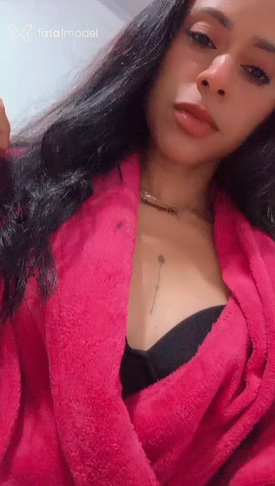 Acompanhante mulher morena (o) de olhos castanhos - Analu