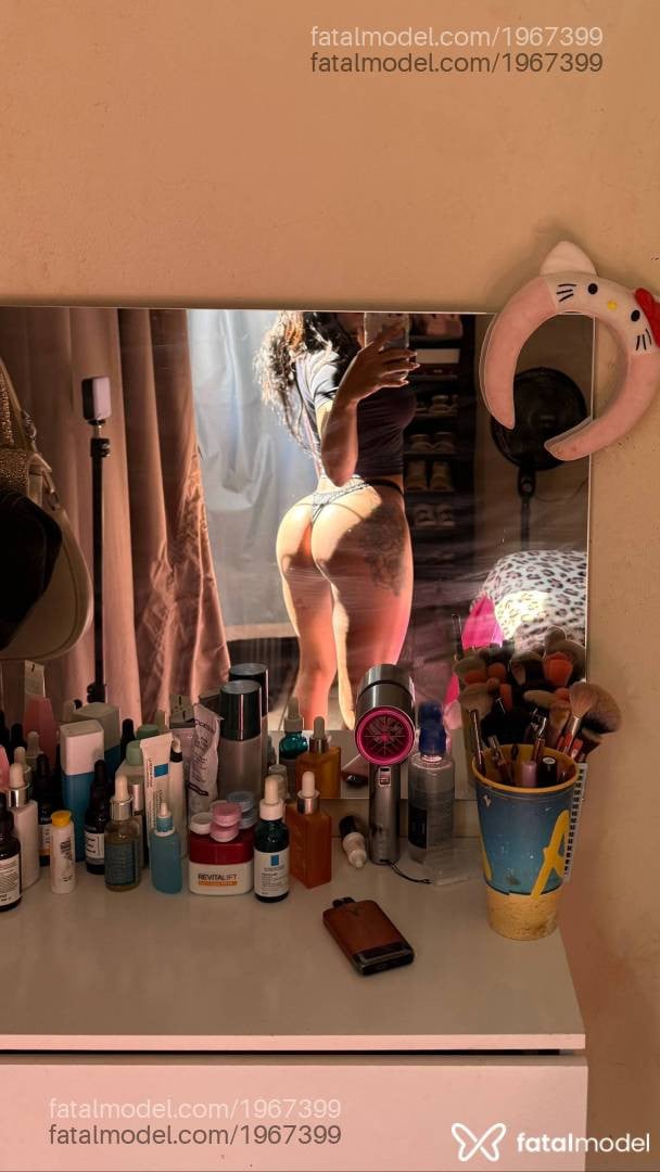Acompanhante mulher trans com cabelo castanho de olhos castanhos em Contagem - Ana Jenny