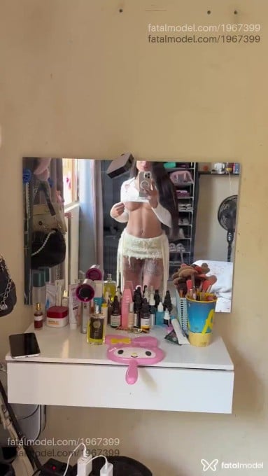 Acompanhante mulher trans com cabelo castanho de olhos castanhos em Contagem - Ana Jenny