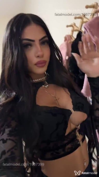 Acompanhante mulher trans com cabelo castanho de olhos castanhos em Contagem Acompanhante mulher trans com cabelo castanho de olhos castanhos em Contagem - Ana Jenny