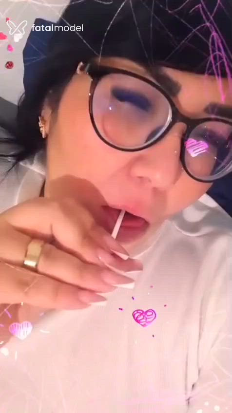 Acompanhante mulher morena (o) de olhos castanhos - Bianca