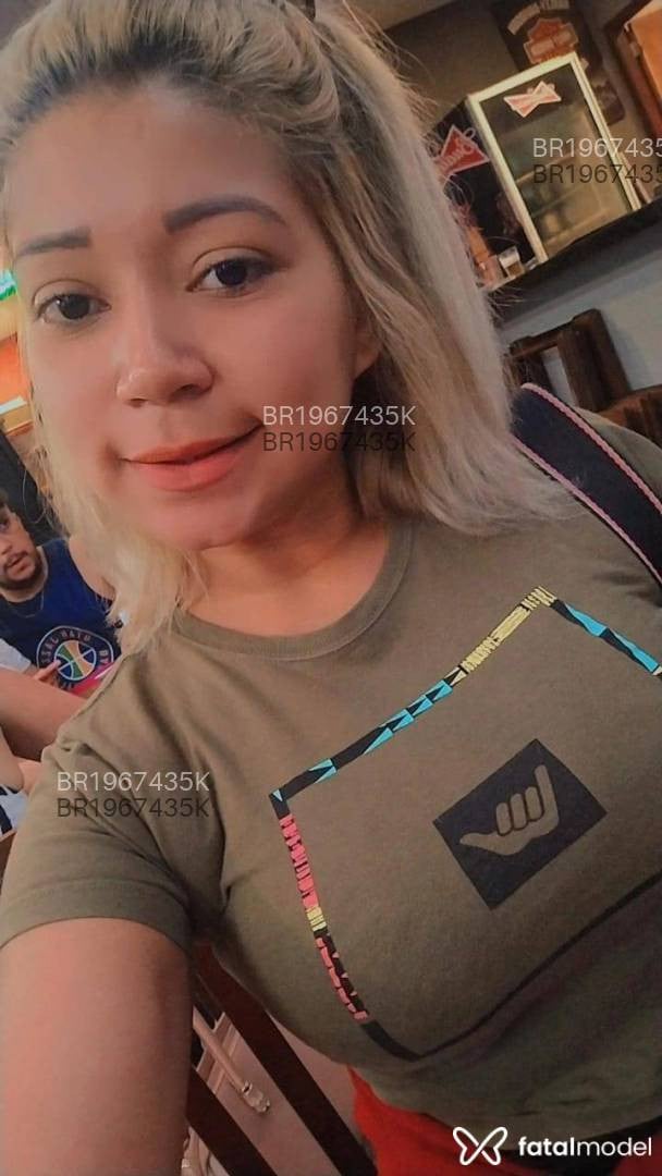 Acompanhante mulher loira (o) de olhos castanhos em Cristalina - Jeniffer Duarte