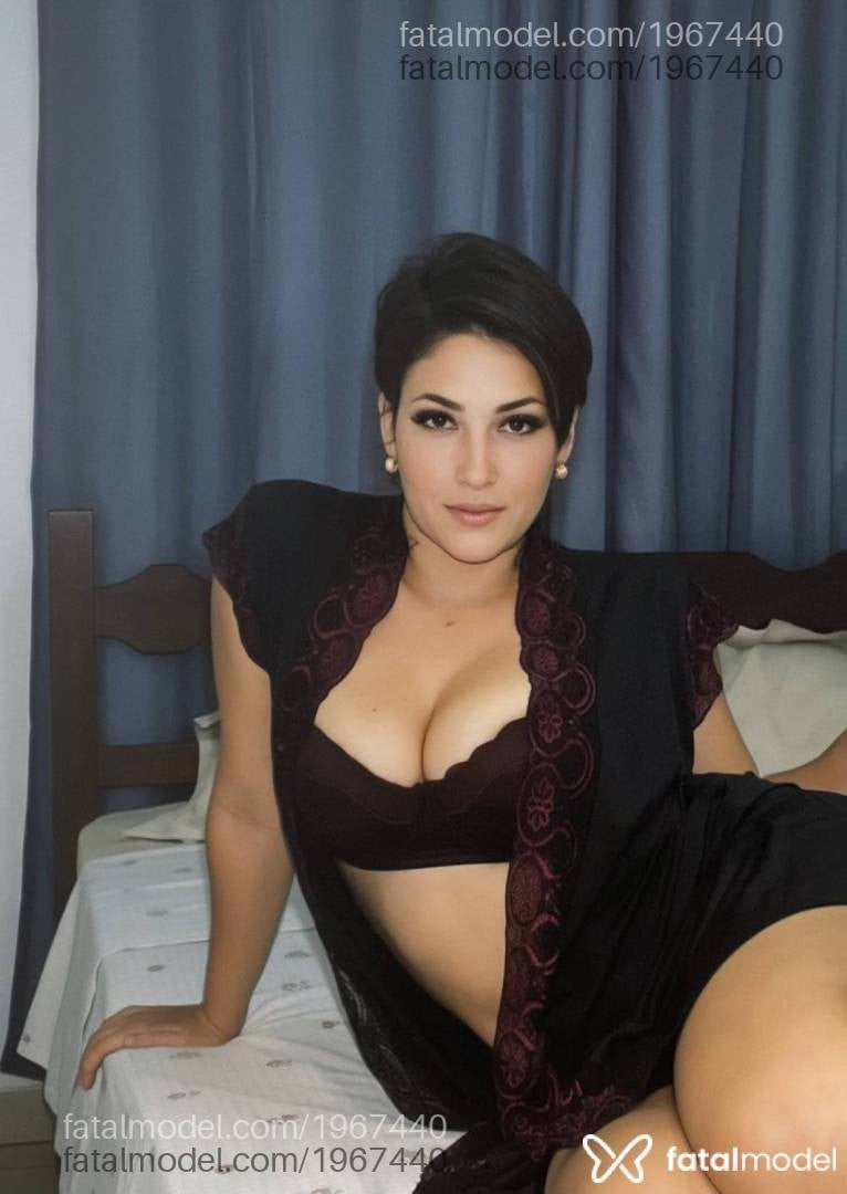 Acompanhante mulher com cabelo castanho de olhos castanhos em Cabo Frio - Giovanna