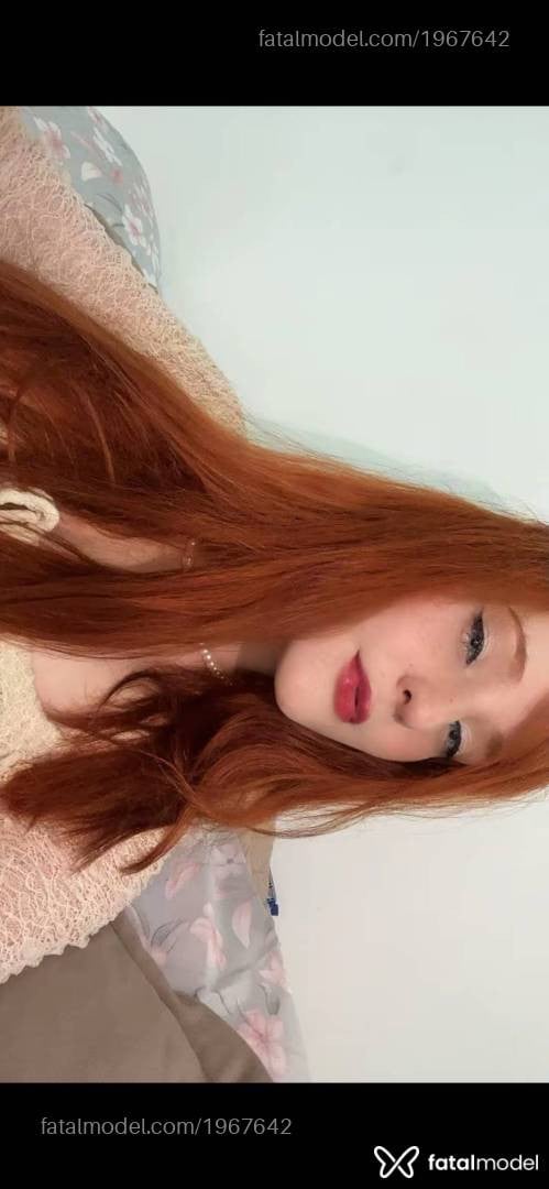 Acompanhante mulher ruiva (o) de olhos castanhos em Recife Acompanhante mulher ruiva (o) de olhos castanhos em Recife - Sabrina Lins