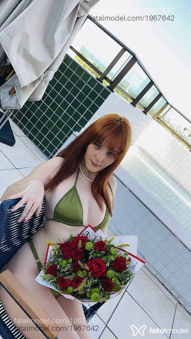Acompanhante mulher ruiva (o) de olhos castanhos em Recife Acompanhante mulher ruiva (o) de olhos castanhos em Recife - Sabrina Lins
