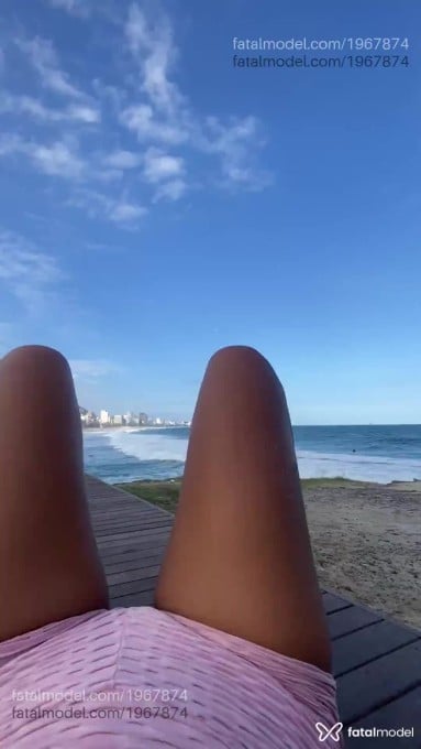 Acompanhante mulher com cabelo castanho de olhos castanhos em Rio de Janeiro - Safira Trajano