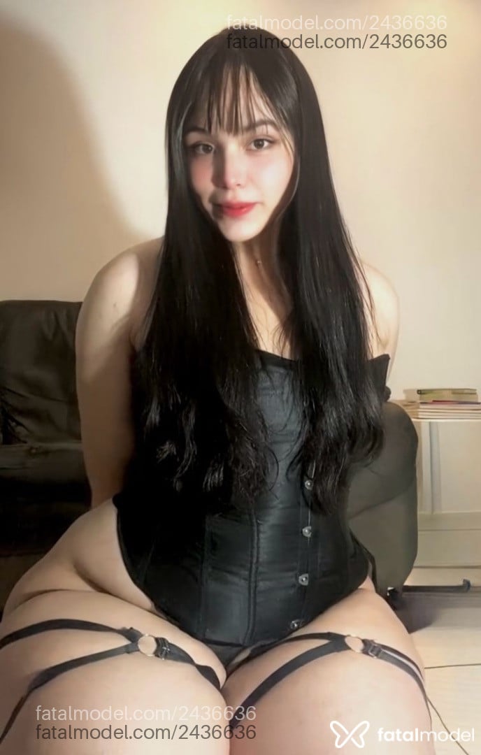 Acompanhante mulher trans com cabelo castanho de olhos castanhos em Barueri Acompanhante mulher trans com cabelo castanho de olhos castanhos em Barueri - Katherine Meghan
