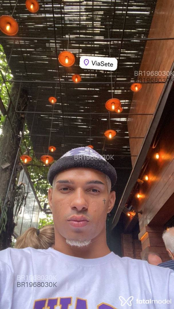 Acompanhante homem morena (o) de olhos pretos em Rio de Janeiro - IRUI GZUIX