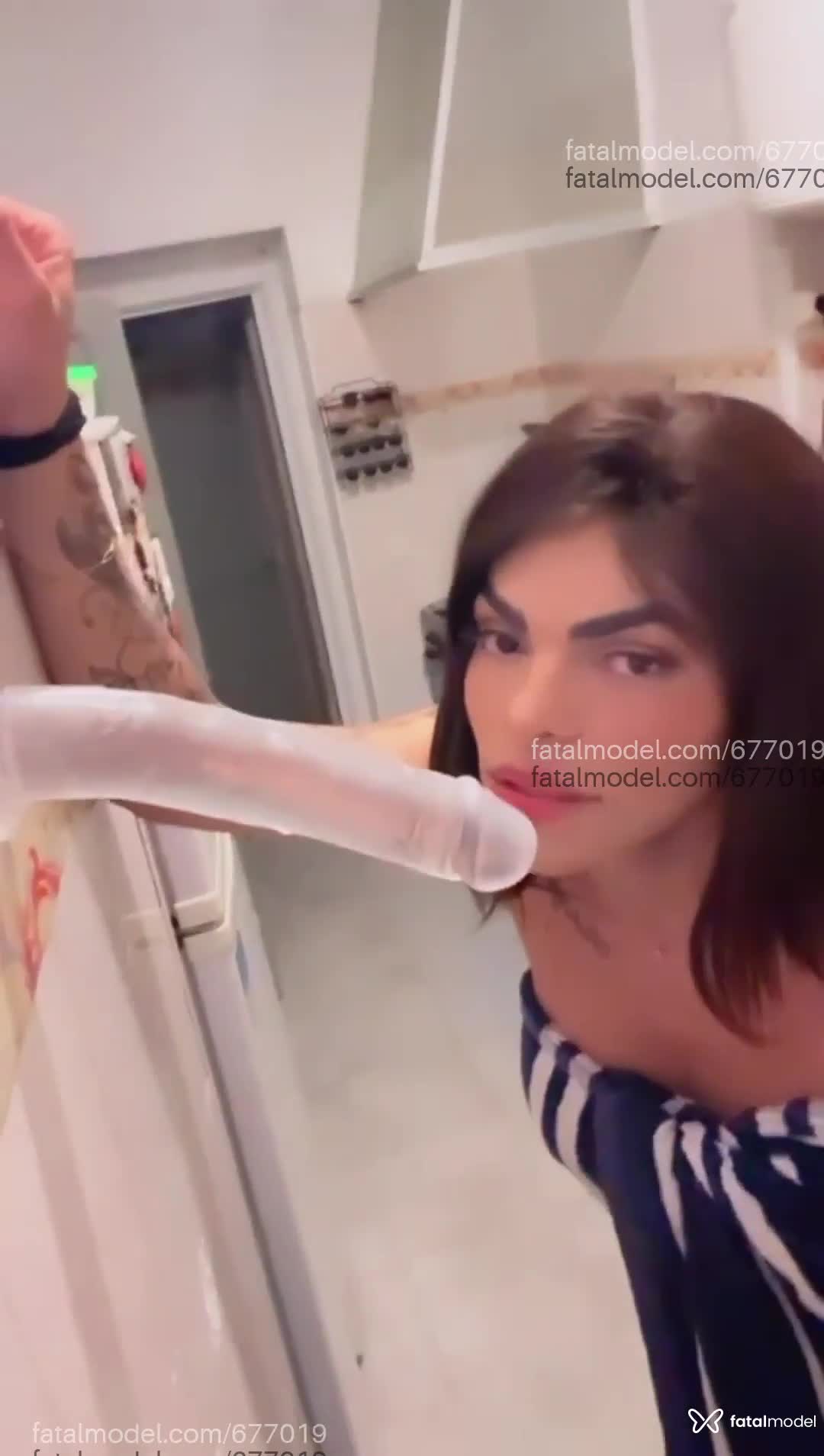 Acompanhante mulher trans morena (o) de olhos castanhos em Vila Velha - Annye rocha