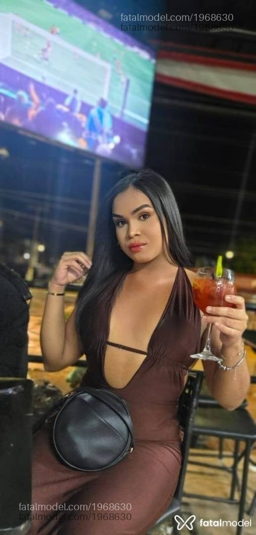Acompanhante mulher trans morena (o) de olhos castanhos em São Paulo - Beatriz