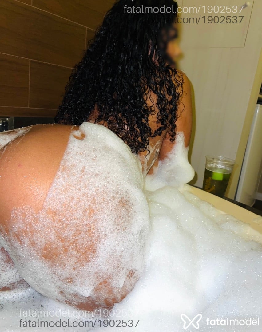 Acompanhante mulher morena (o) de olhos pretos em Tubarão Acompanhante mulher morena (o) de olhos pretos em Tubarão - Amanda Souza
