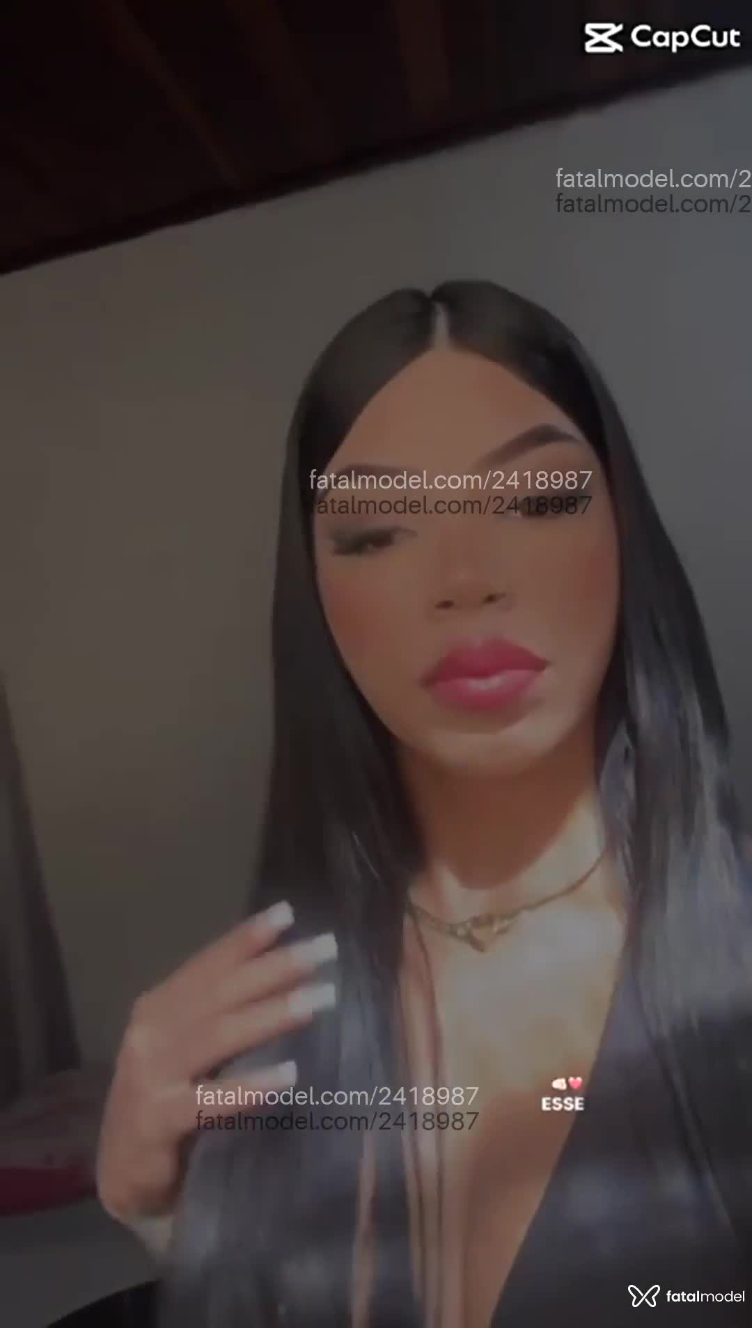 Acompanhante mulher morena (o) de olhos pretos - Eduarda Acompanhante mulher morena (o) de olhos pretos - Eduarda