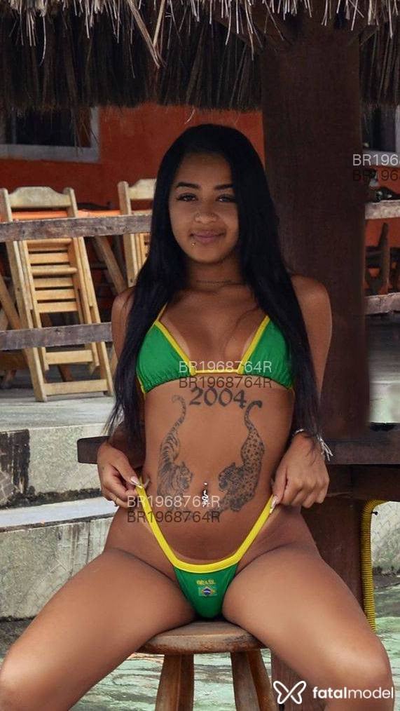 Acompanhante mulher morena (o) de olhos castanhos - Agatha