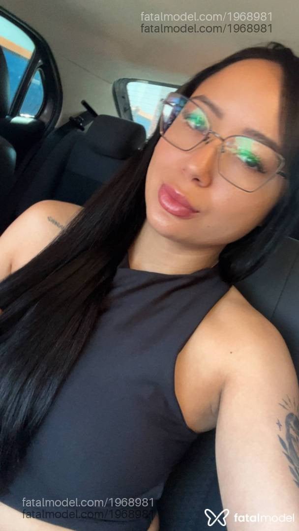 Acompanhante mulher com cabelo castanho de olhos pretos em Goiânia - Rafaela