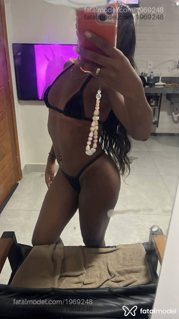 Acompanhante mulher morena (o) de olhos castanhos - Carolzinhabastos