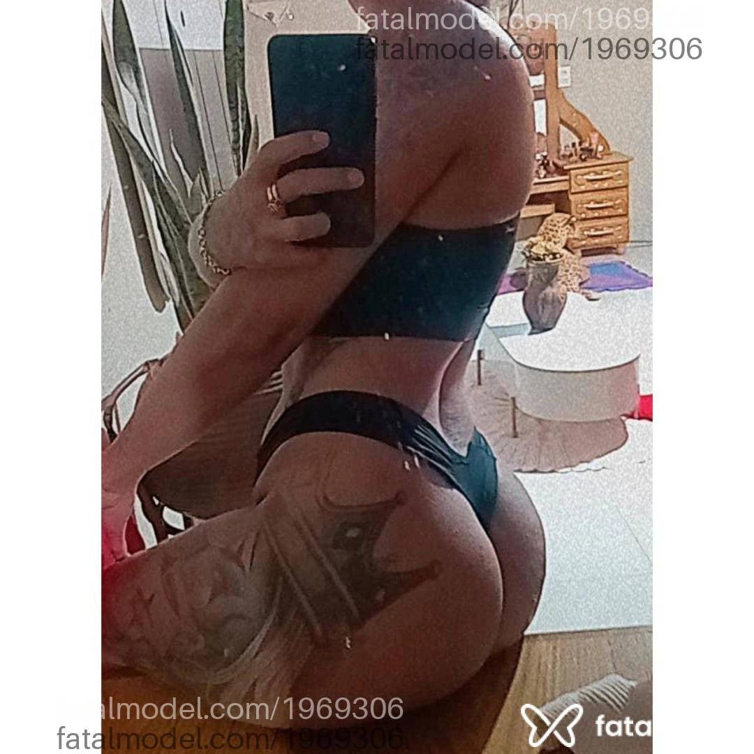 Acompanhante mulher loira (o) de olhos verdes - Paty