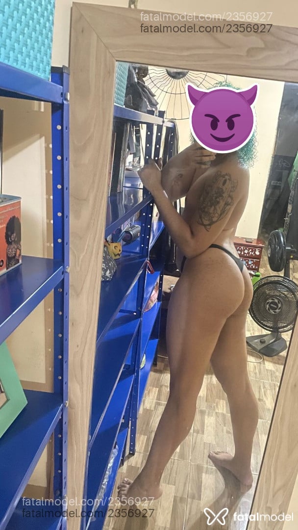 Acompanhante mulher trans loira (o) de olhos castanhos em Aracaju - Luluzinha