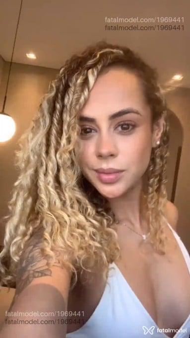 Acompanhante mulher loira (o) de olhos mel em Belo Horizonte - Lia