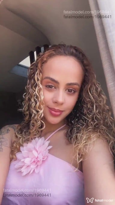 Acompanhante mulher loira (o) de olhos mel em Belo Horizonte - Lia