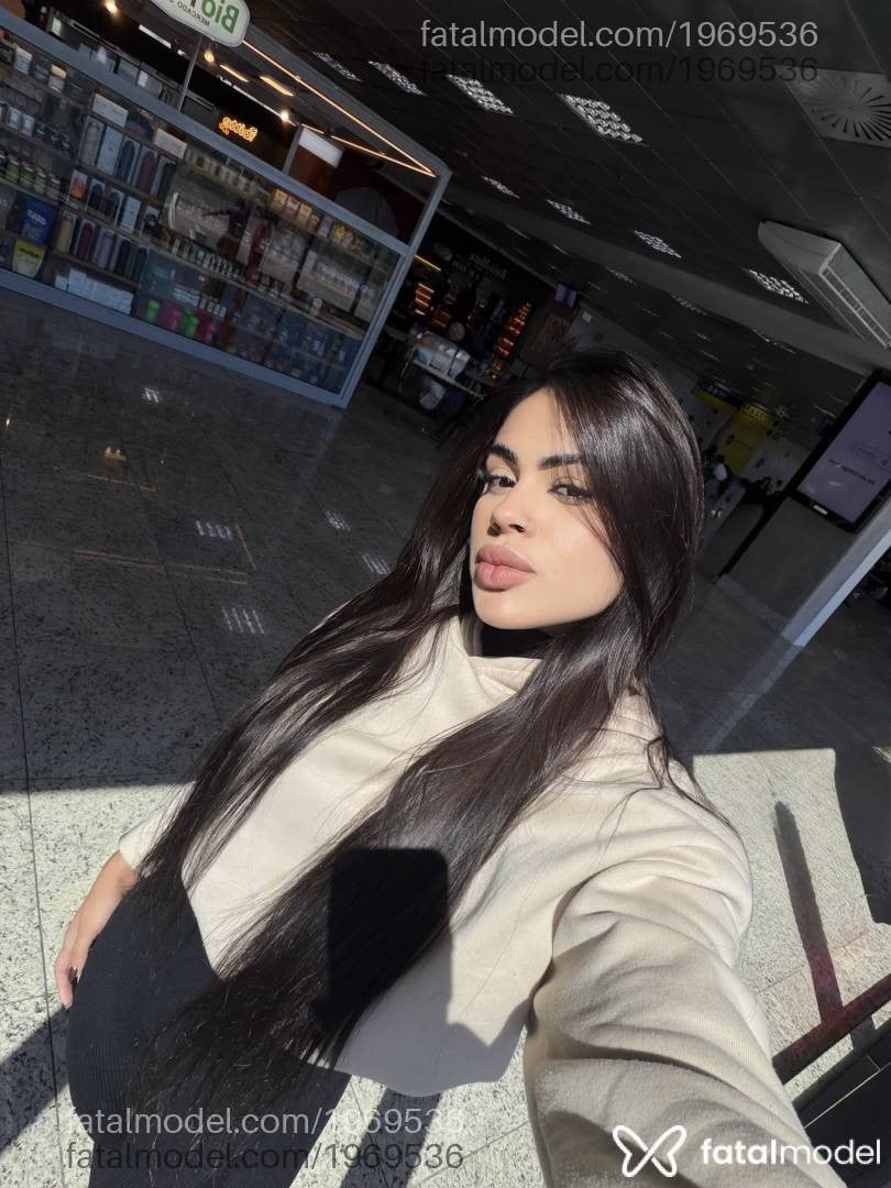 Acompanhante mulher morena (o) de olhos castanhos - Thalita Lopes